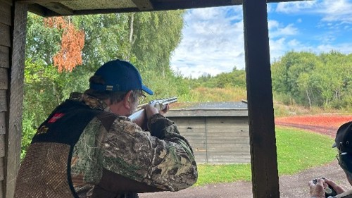 Søren Dam skyder Bagduer
